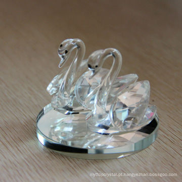 Lindo cisne de cristal para presentes de casamento ou lembranças